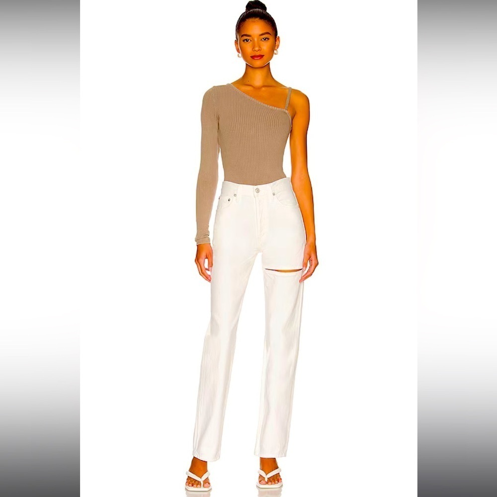 Lana Straight in Element
AGOLDE Nwt 28 $218 sold out revolve jeans denim revolve